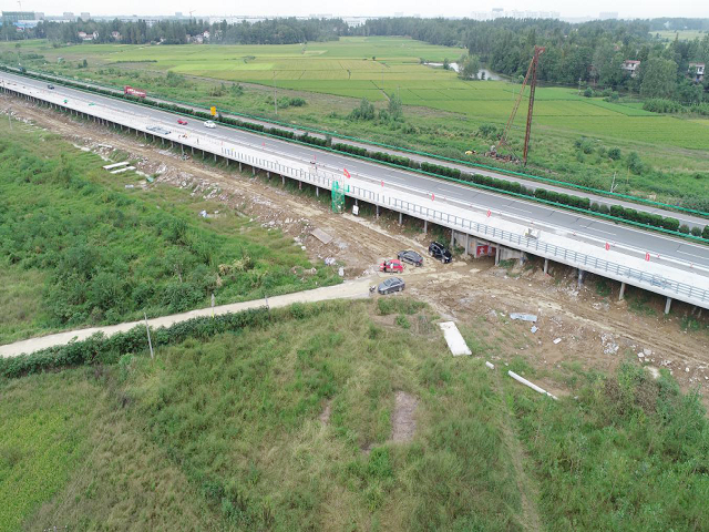 樁板式路基左幅.png 樁板式路基左幅.png